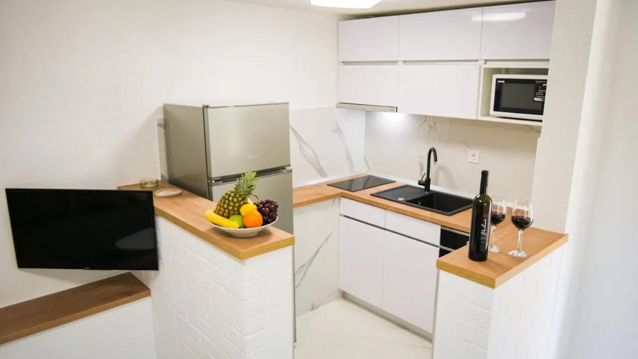 Peaceful & Sunny Apartments Trogir 0*,