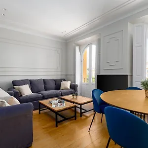 https://apartamento-maria-guerrero.es-andalucia.com
