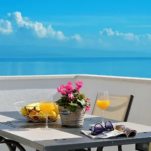 Stunning View With Pool Trogir
